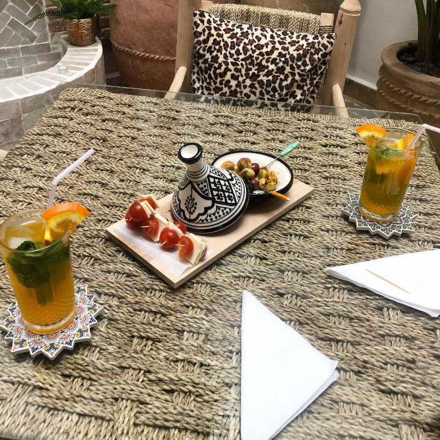 Riad Tifawt Marrakesh Buitenkant foto