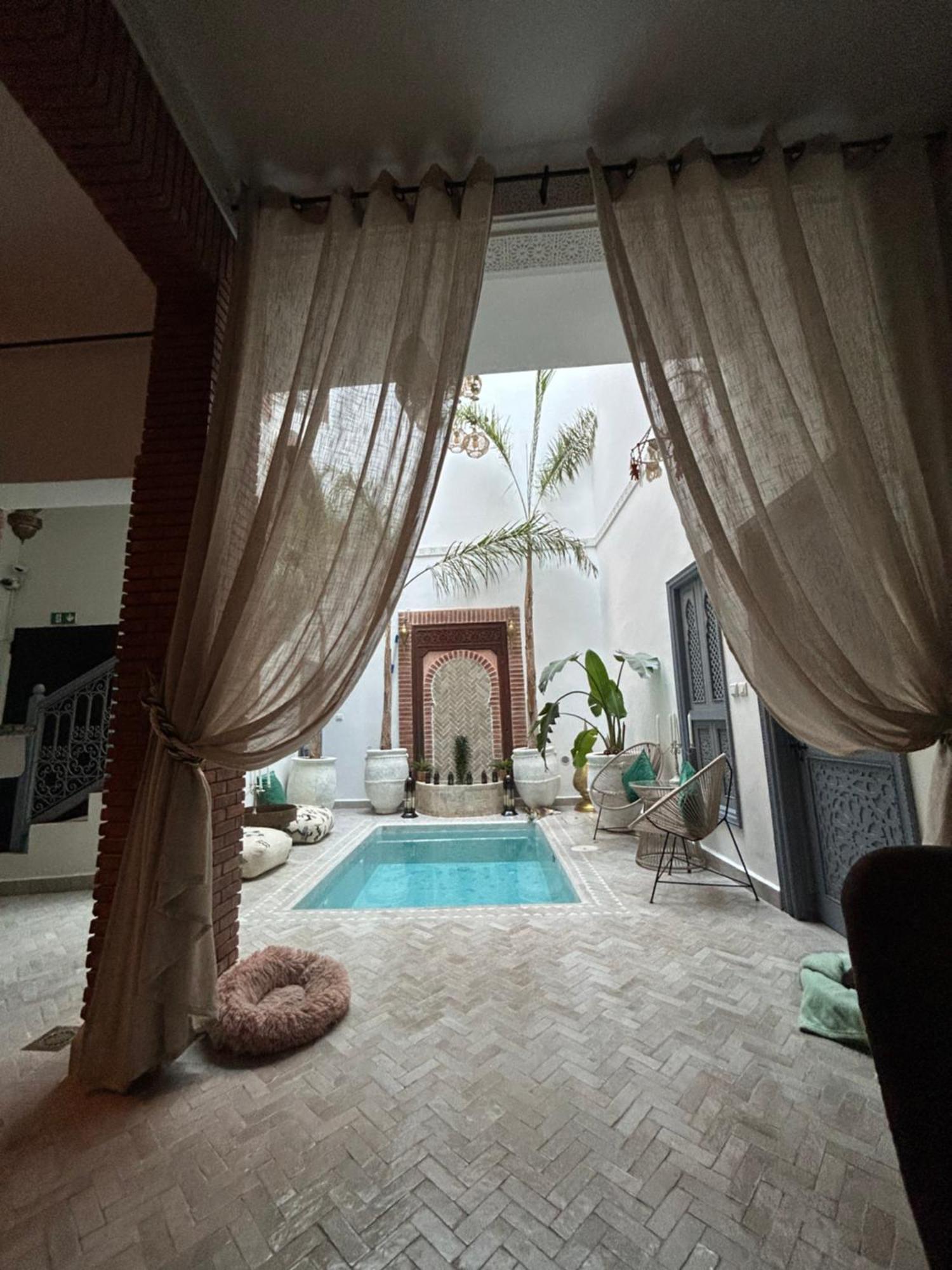 Riad Tifawt Marrakesh Buitenkant foto